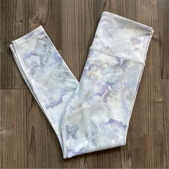 Athleta Elation Snow Dye 7/8 Tight Leggings xxs - Picture 4 of 7